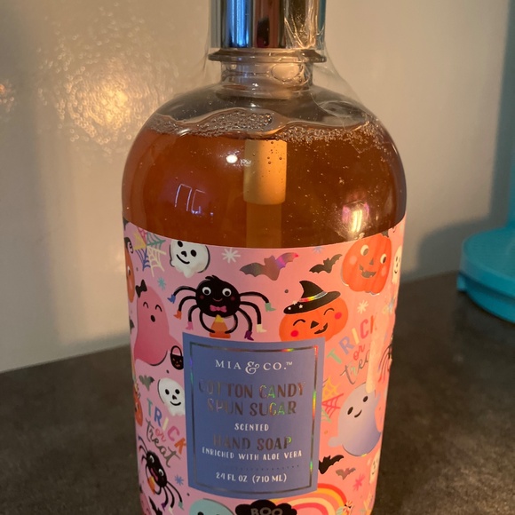 NWT Cotton Candy Hand Soap - Picture 4 of 4